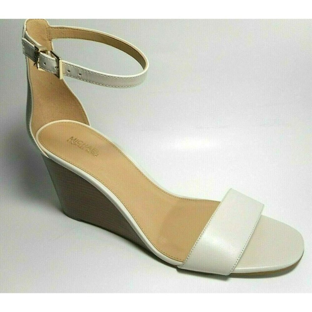 NEW MICHAEL KORS Light Cream Leather Sandal Shoes